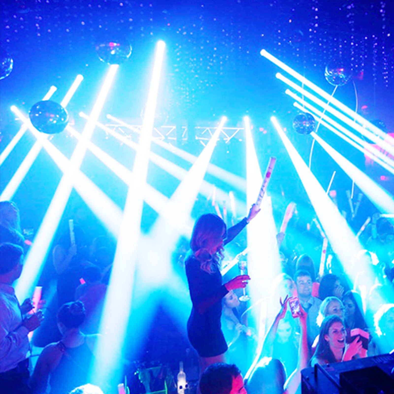 Professional 7r 230w Sharpy Beam Moving Head Light for Dj Disco Night Club Bar